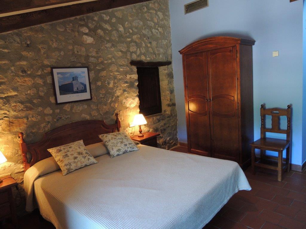 Hostal De La Rovira Oix Buitenkant foto