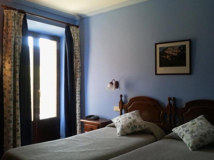 Hostal De La Rovira Oix Kamer foto
