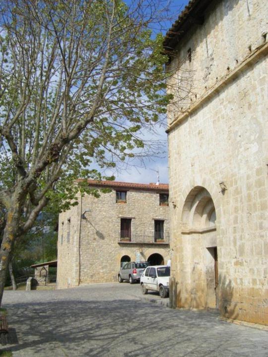Hostal De La Rovira Oix Buitenkant foto